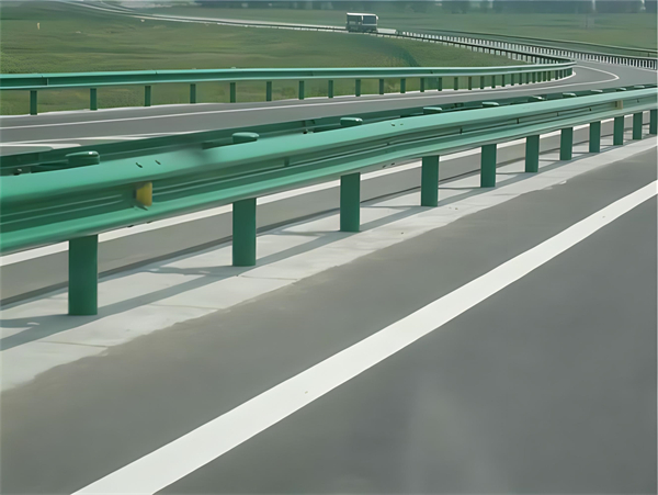 文山高速护栏板守护安全广泛应用于多个行业
